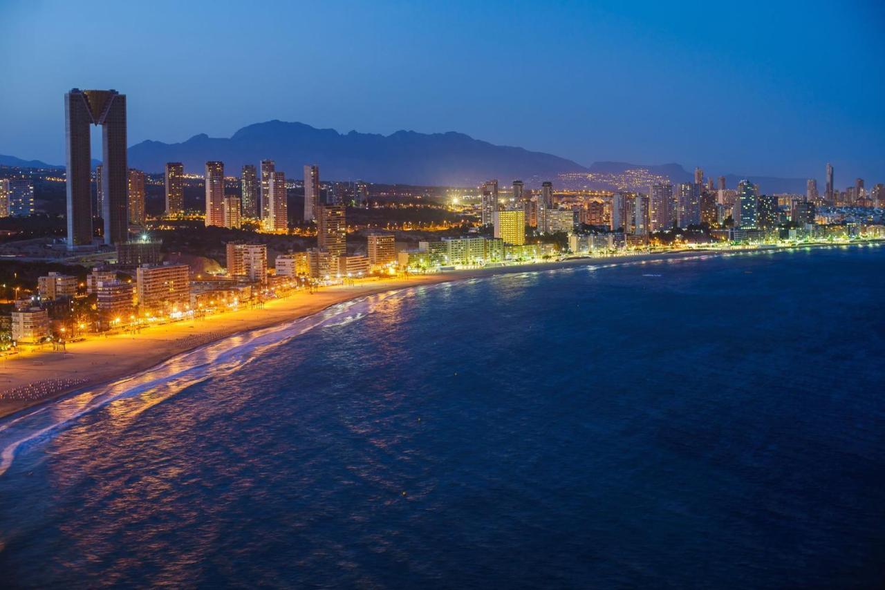 Levante Beachfront Luxury Apartment Бенидорм Экстерьер фото