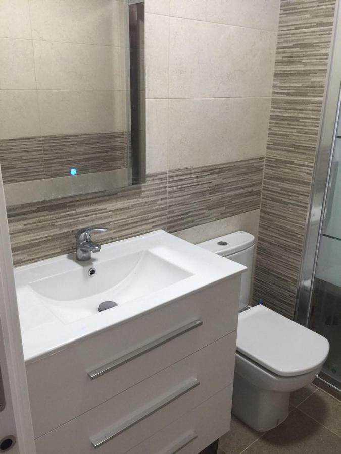 Levante Beachfront Luxury Apartment Бенидорм Экстерьер фото
