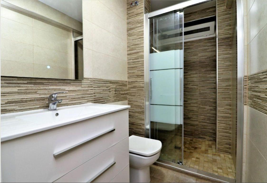 Levante Beachfront Luxury Apartment Бенидорм Экстерьер фото